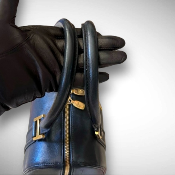 MCM 🪢 VTG, Medium Black Boston Bag - Picture 8 of 11